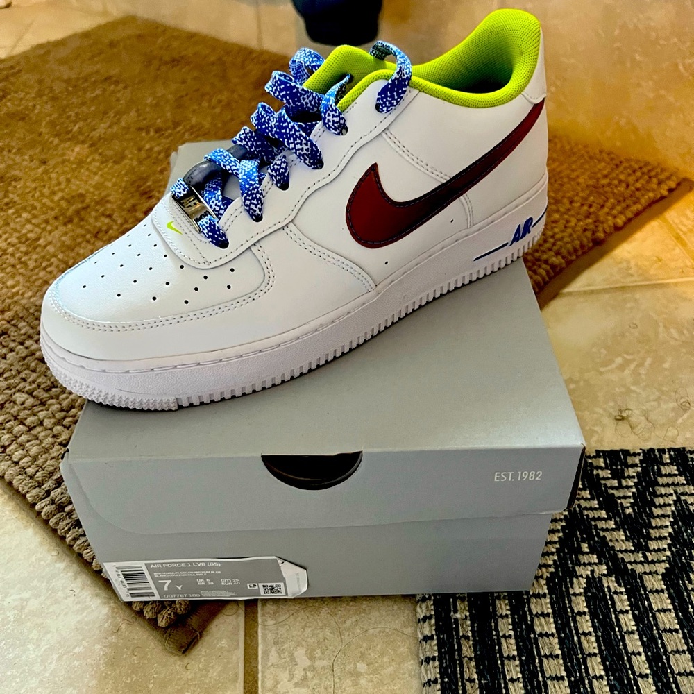 AF 1 women’s reflective size 7 Y big kids or 9 Womens